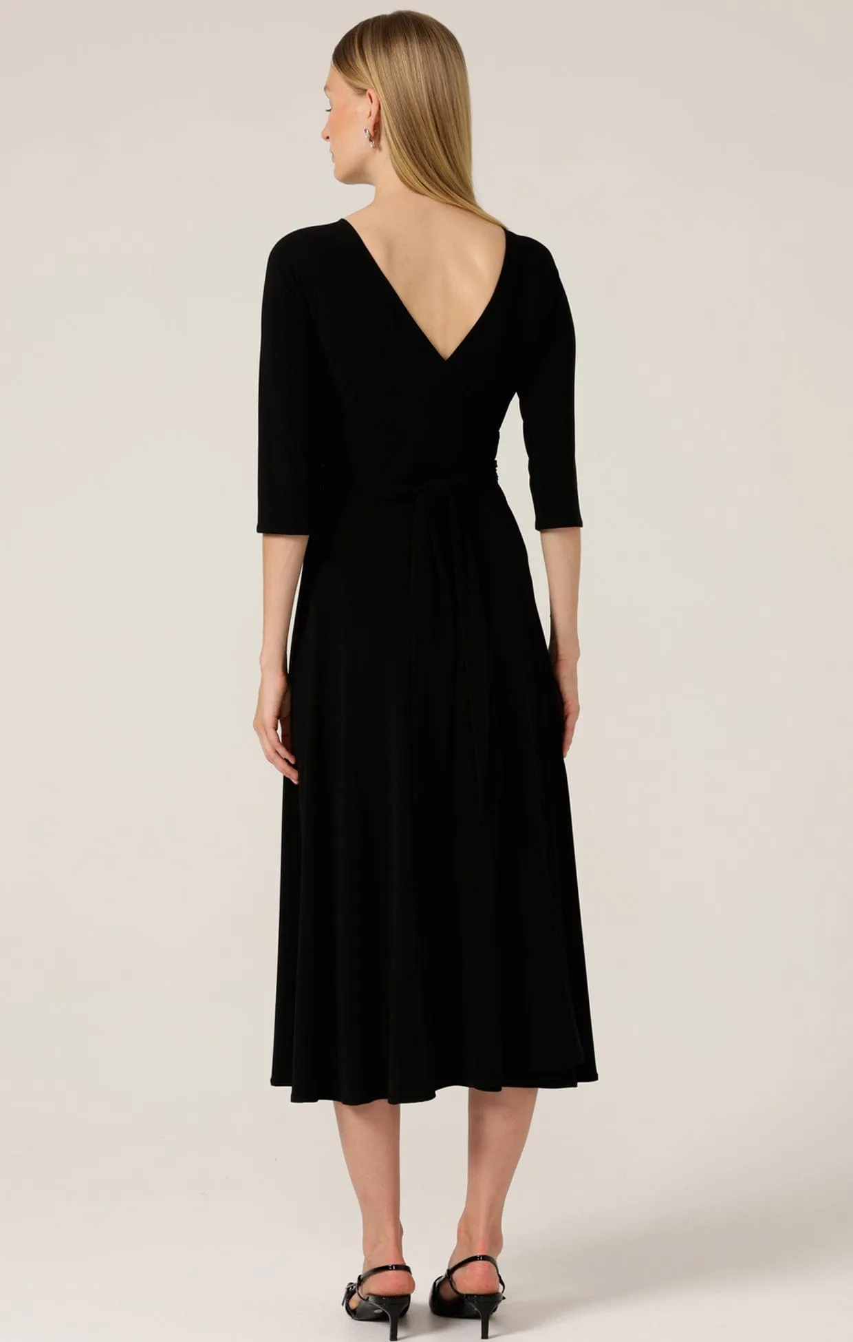 3/4 SLEEVE REVERSE WRAP MIDI DRESS IN BLACK