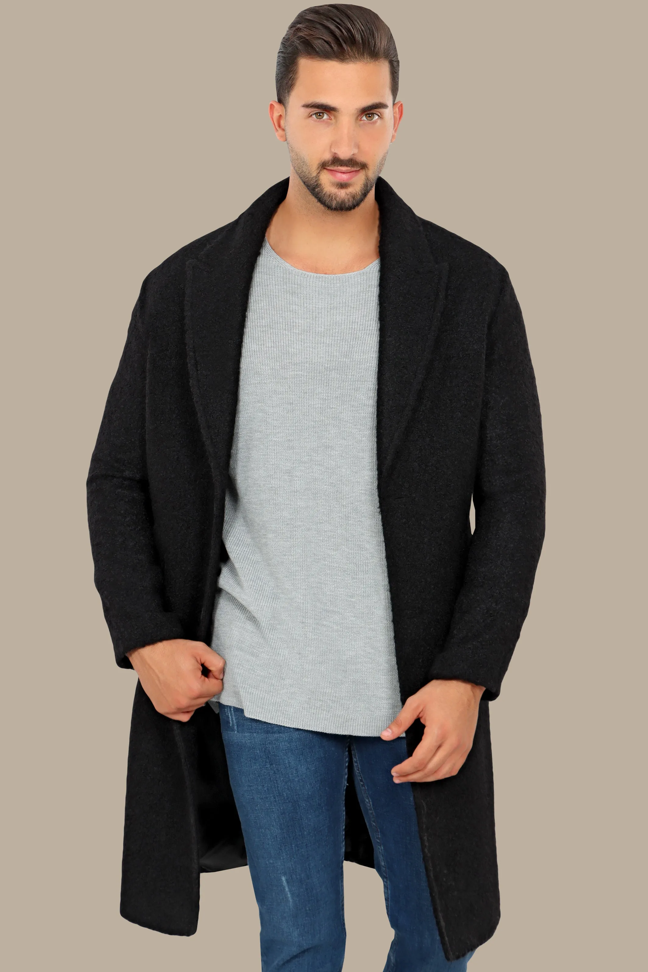 Black Oversized Wool Coat – Classic & Cozy