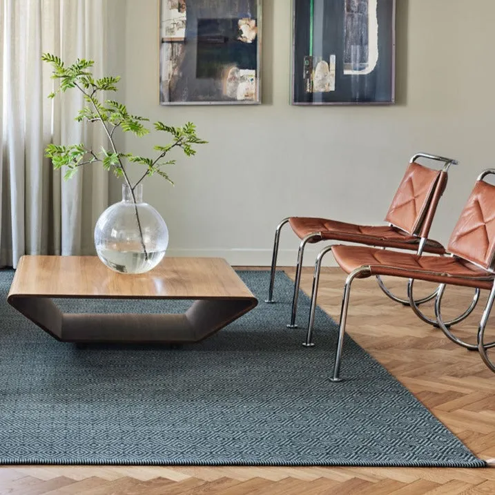 Goose Eye XL Icon Rug