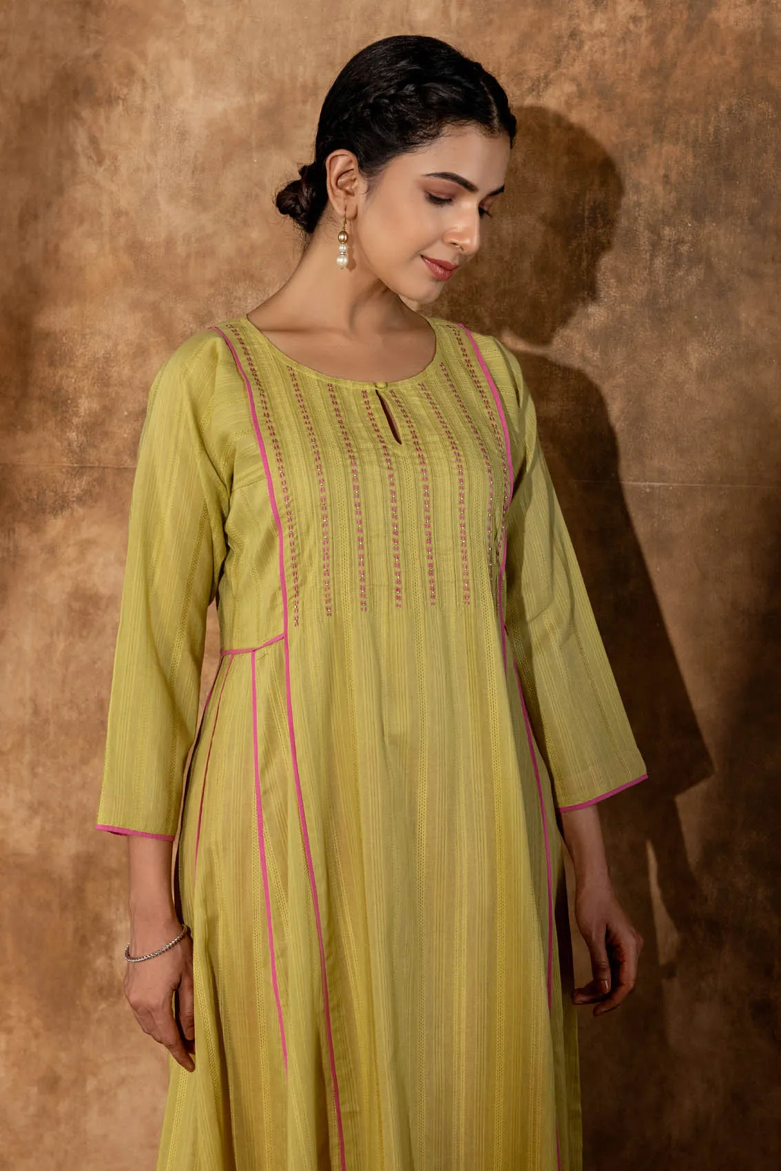 Heena Kurta