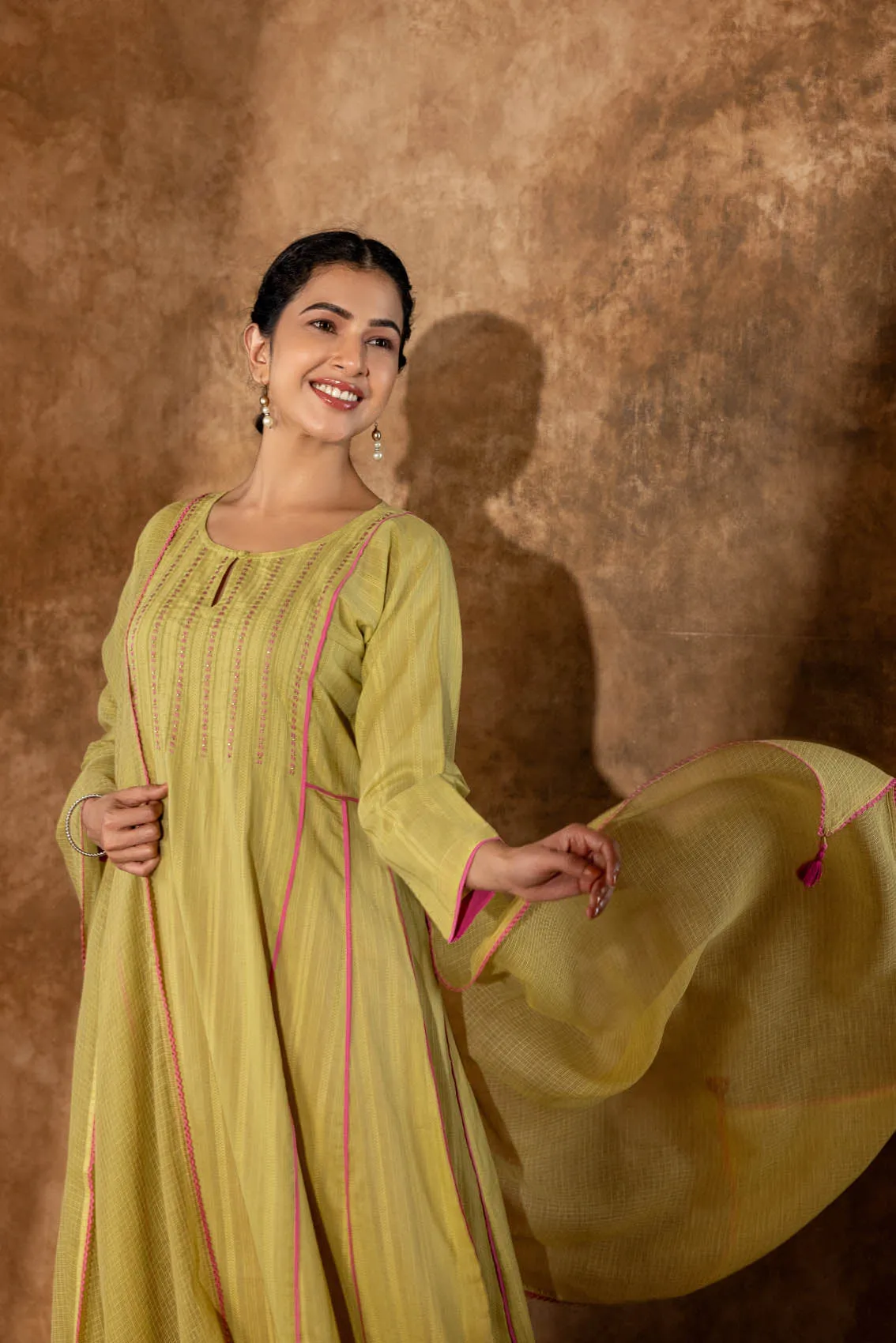 Heena Kurta