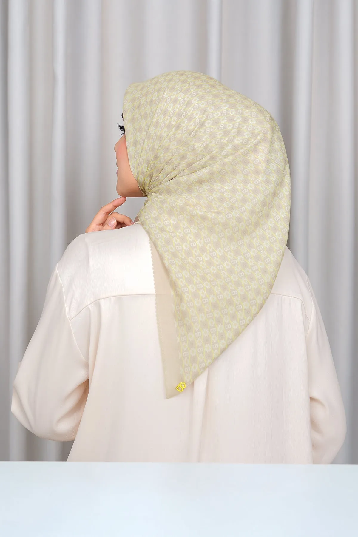 Ikat Voile Square - Humus