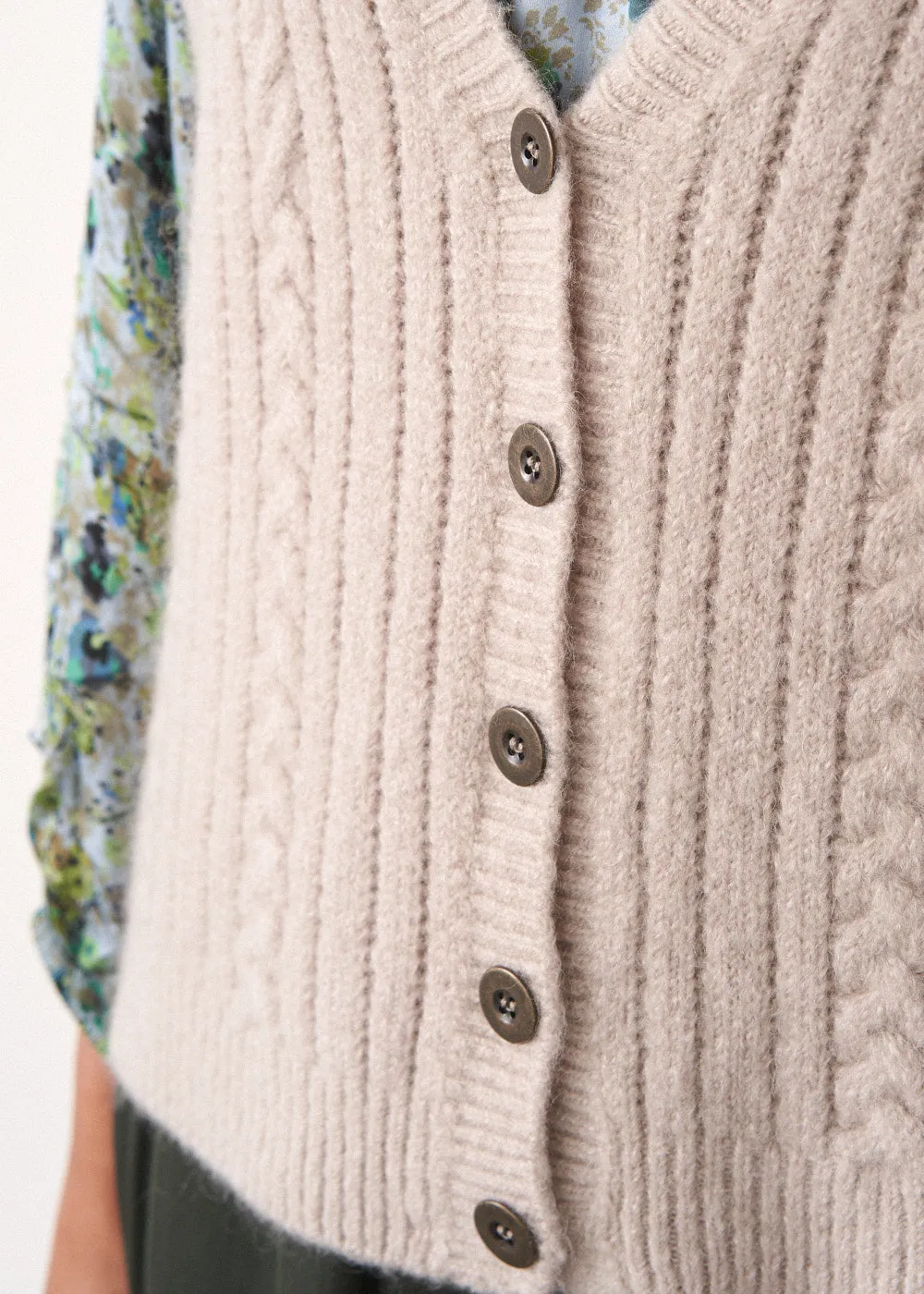 LEWIS KNITTED WAISTCOAT - OATMEAL