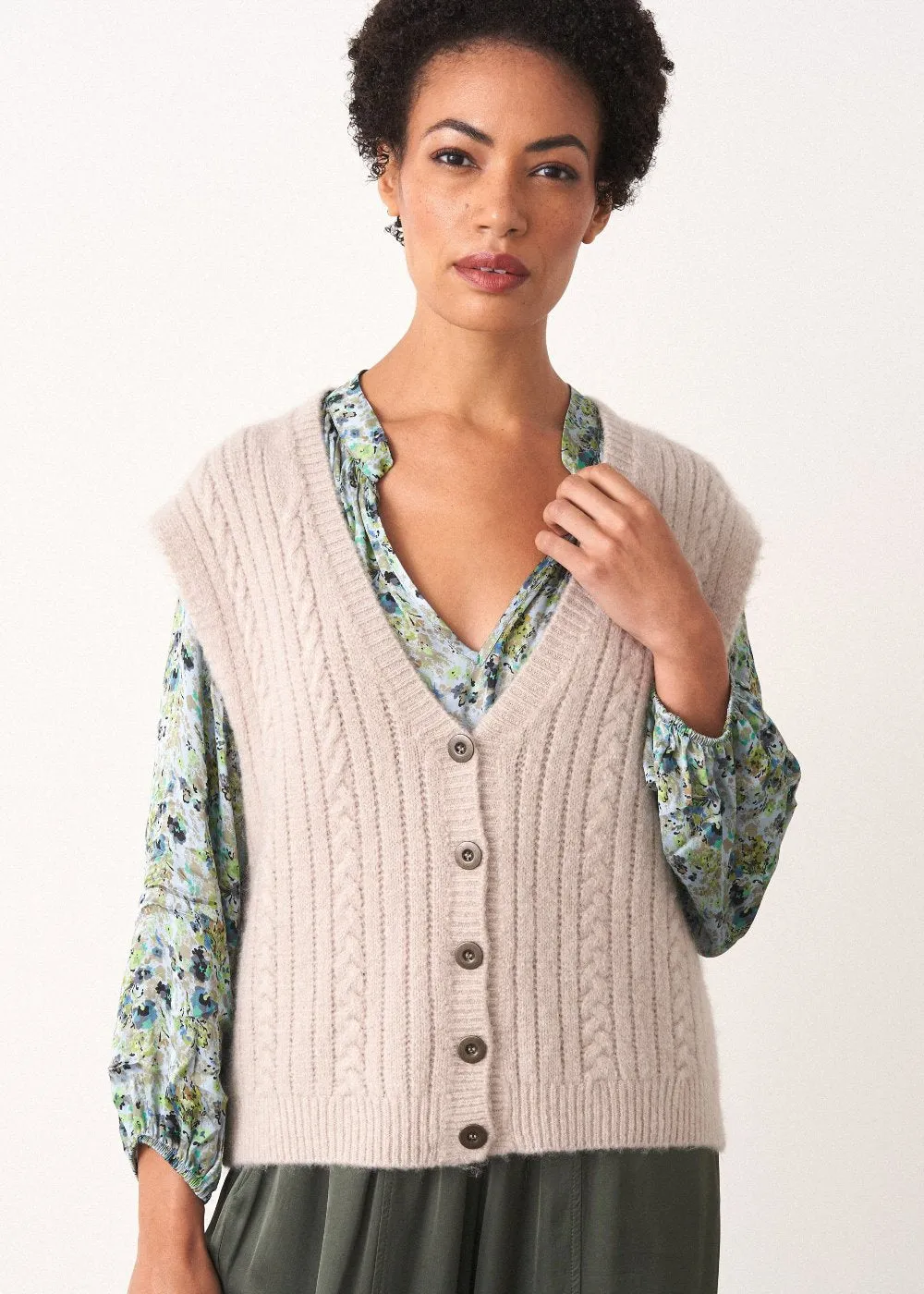 LEWIS KNITTED WAISTCOAT - OATMEAL