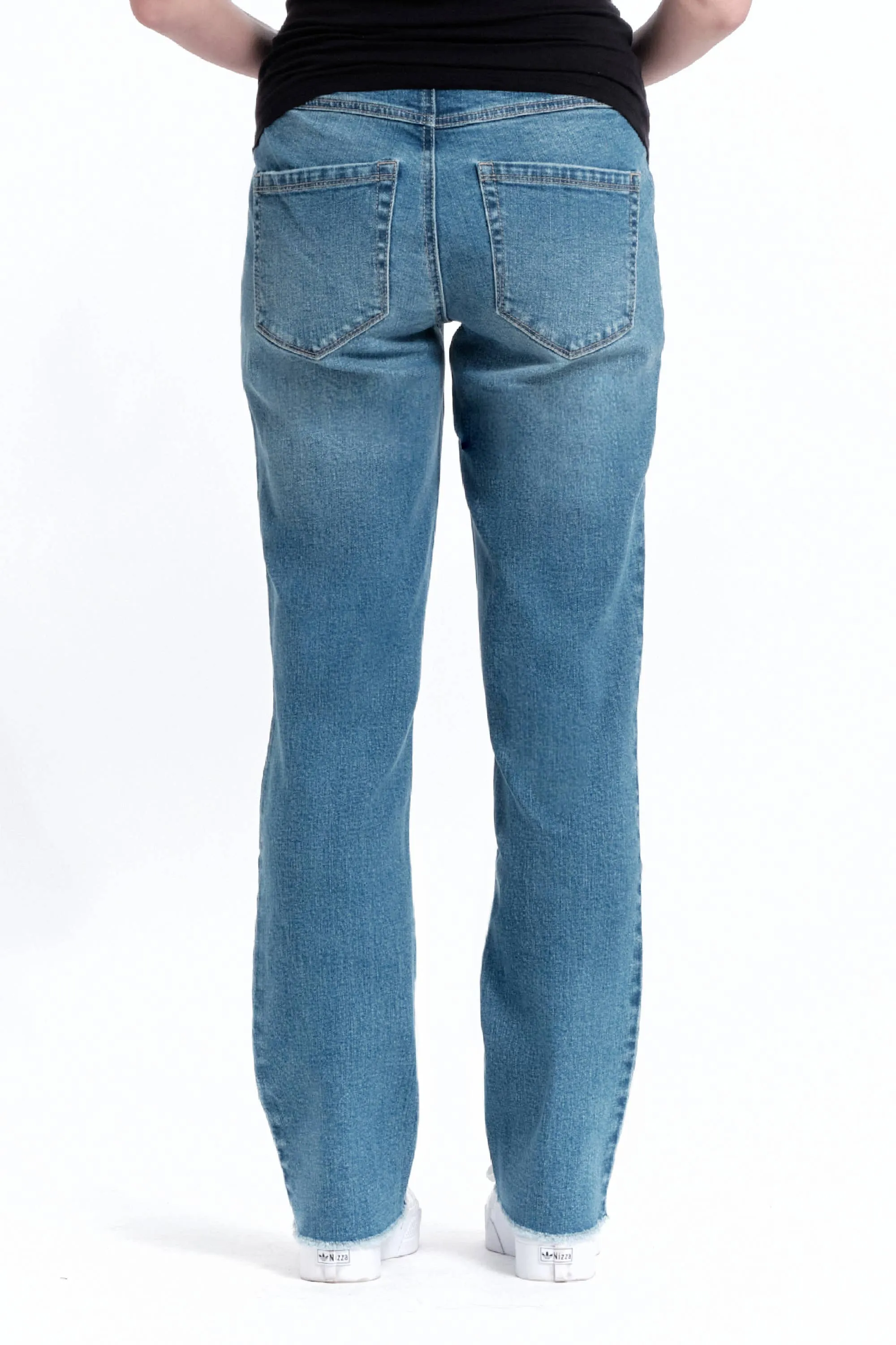 Maternity 32” Relaxed Straight Leg Jean w/ Bellyband