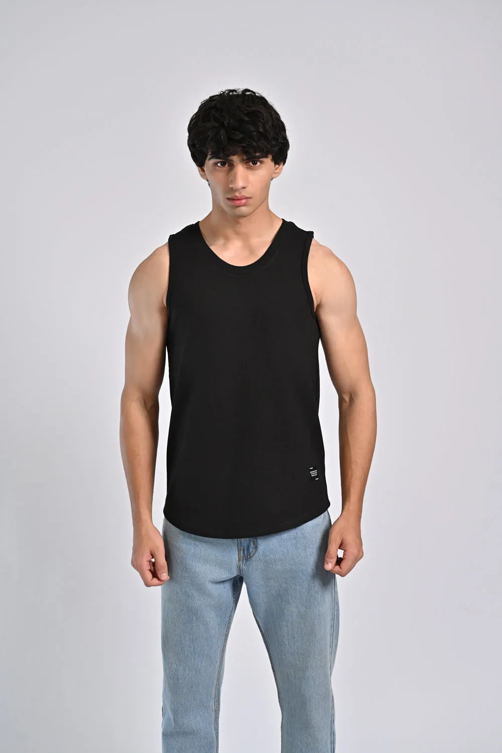 MUSCLE FIT TANK TOP