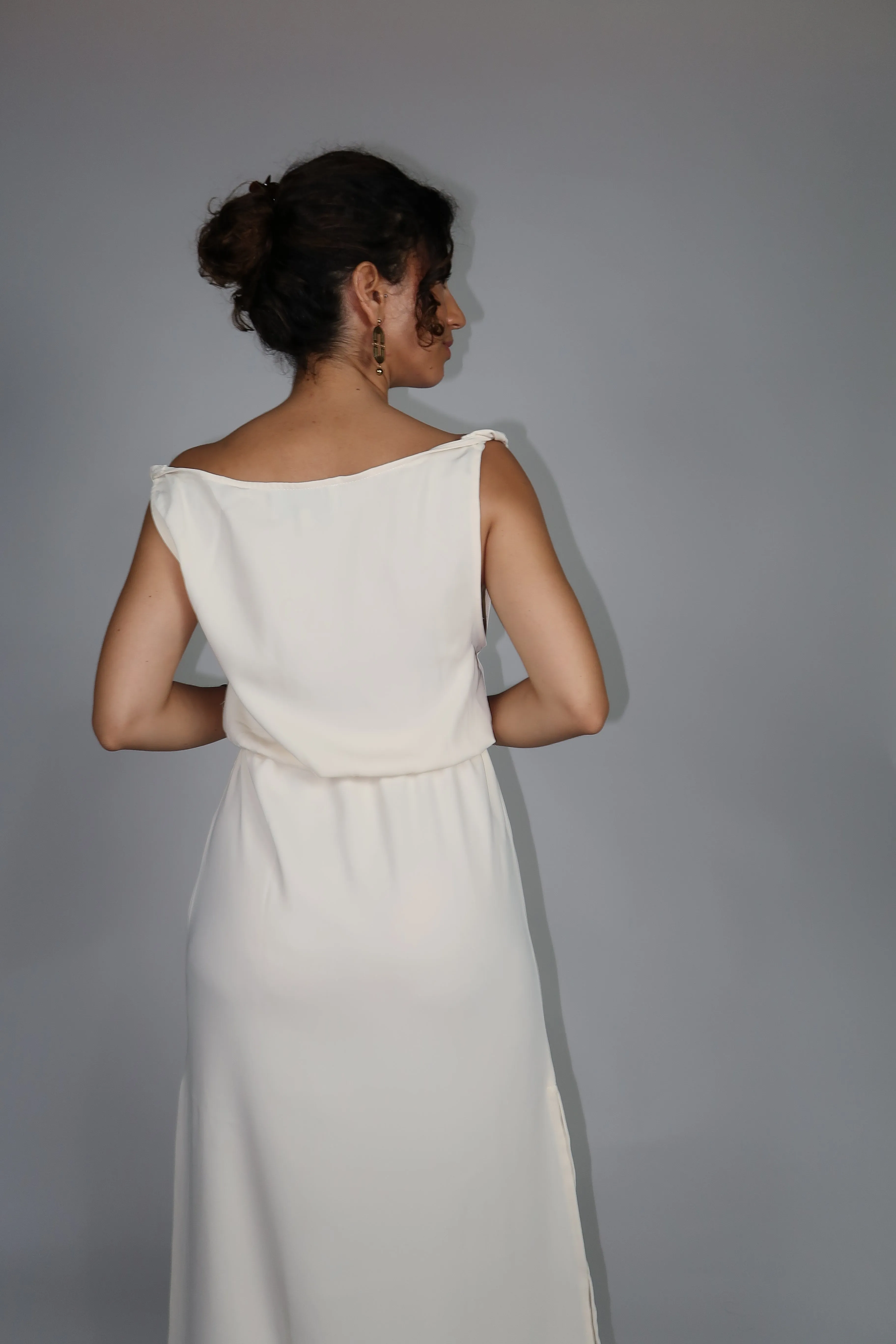 ROBE EN CREPE DE SOIE BLANCHE- "ATHENA"