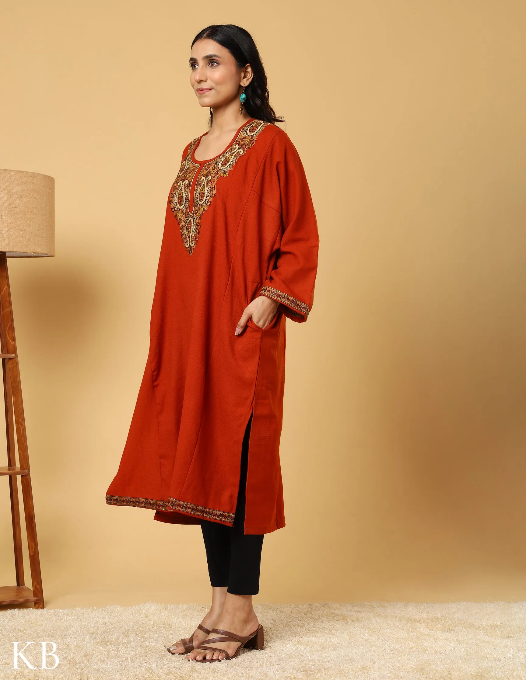 Rustic Zari & Sozni  Embroidered Pure Wool Phiran