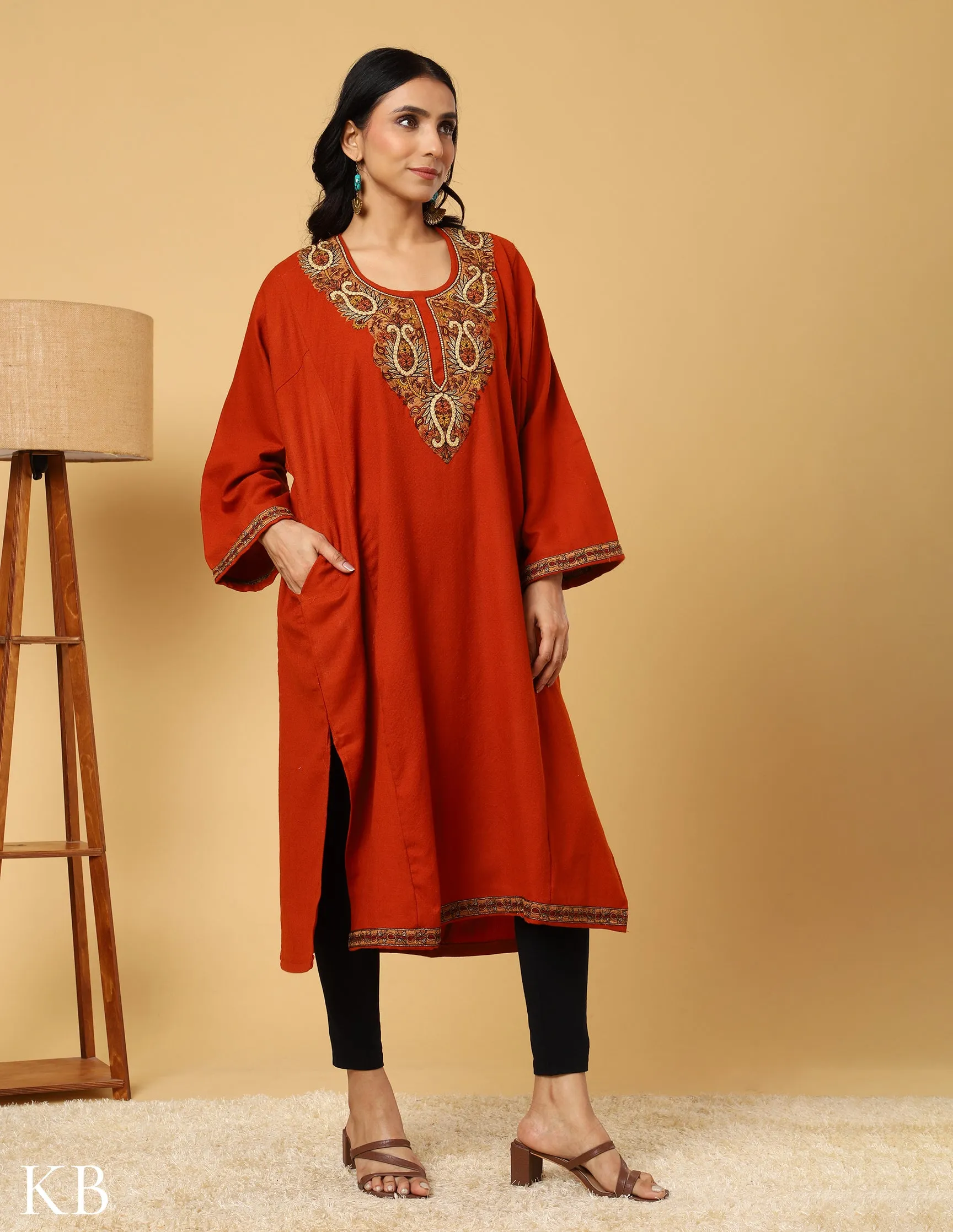 Rustic Zari & Sozni  Embroidered Pure Wool Phiran