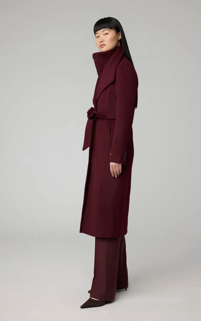 SOIA&KYO ILANA - Slim-Fit Classic Wool Coat With Bib Collar